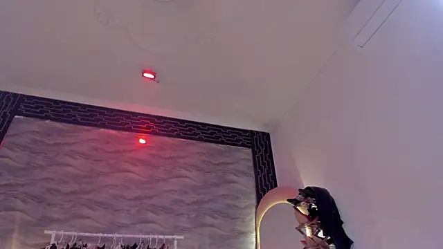samara_smithh Chat XXX live