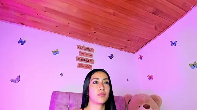 Lia_Roses3x Chat XXX in diretta