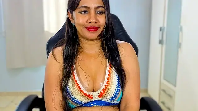 FannyXhot Chat XXX in diretta