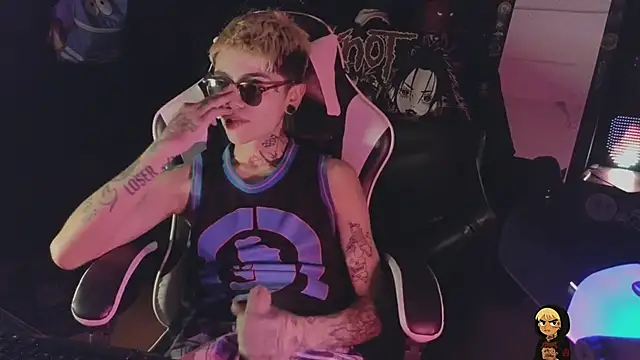 AcidMilo 라이브 XXX 채팅