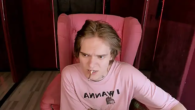 XXX chat uživo modela Stephen_Holt