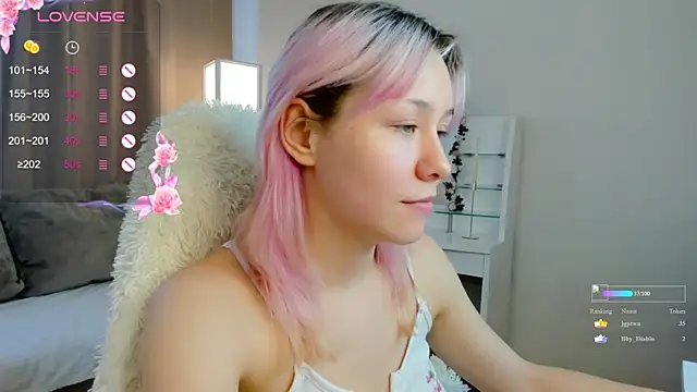 EmilyTrasen Live XXX chat