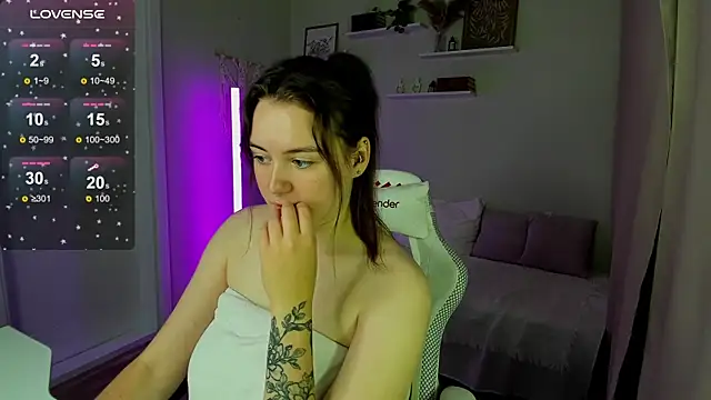 Laura_CollinsS: онлайн-секс-чат