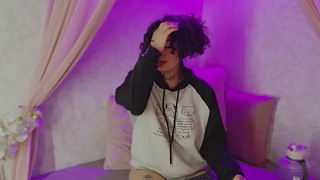 KatherineGomez Chat XXX in diretta