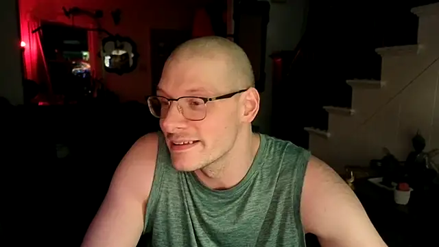 MasterDaddyCool élő XXX-chatje