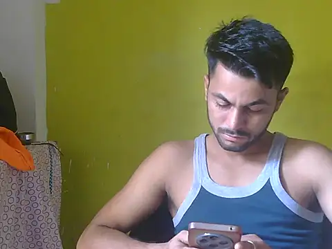 Czat XXX na żywo – Stubborndesiboy