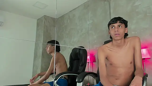 Brady_Tysonn Live XXX chat