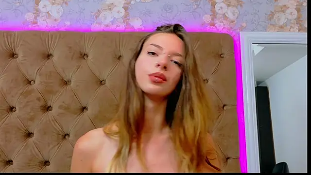 CoraVex – Live XXX-chat