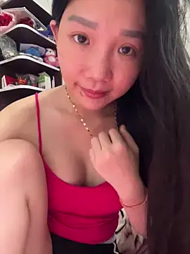 צ'אט XXX בשידור חי של Miumieu2