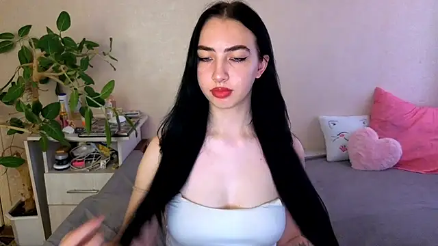 WildKittenX_ – Live XXX-chat