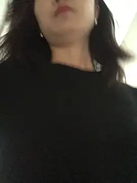 Mile-m Chat XXX live