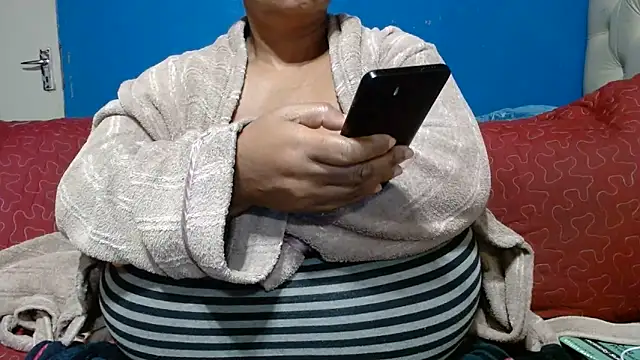 CUTEFIRMMELONSS Live XXX-chat