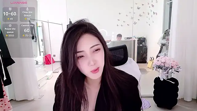 yangyang-777 – Live XXX-chat
