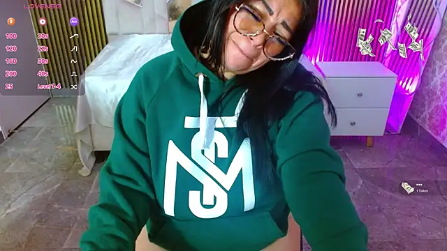 martinna_tay's Live XXX Chat