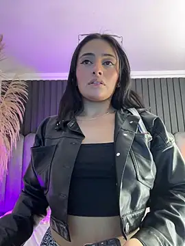 Nanda_vixen_ Adlı Modelin Canlı XXX Sohbeti