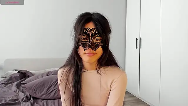 HelenBlazeTrt Adlı Modelin Canlı XXX Sohbeti