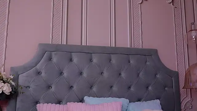 Živý XXX chat LucyAddison