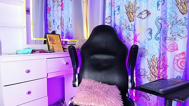 Molly_Spears_'s Live XXX Chat