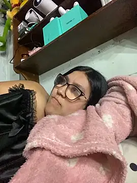 violeta_818 XXX чат на живо
