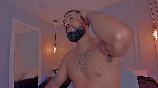 KylliamLevis Adlı Modelin Canlı XXX Sohbeti