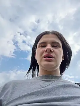 MiraReach Live XXX-Chat