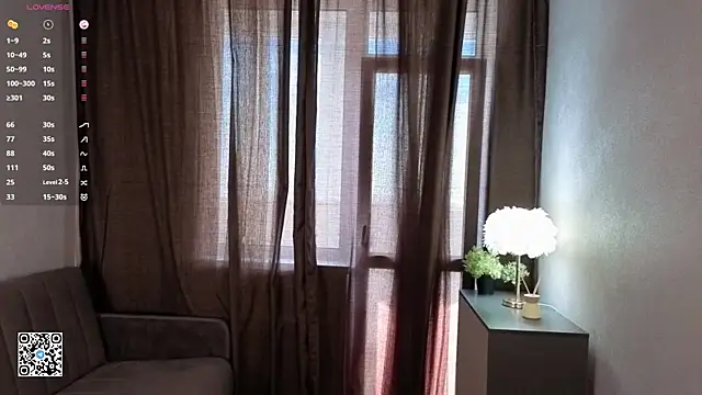 CarolannMirjah's Live XXX Chat