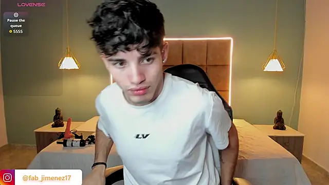 แชท XXX สดของ AlejooTwink