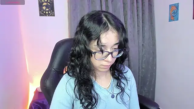 indra_cam's Live XXX Chat