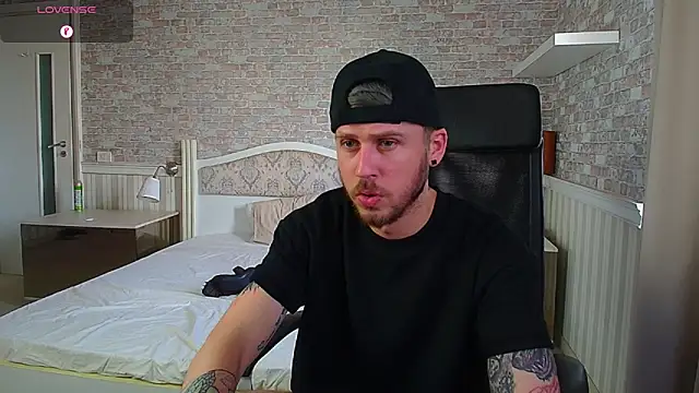 JonahShaw Live XXX Chat
