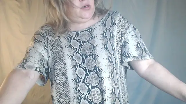 XXX chat uživo modela supernipll