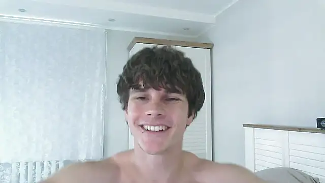 Eric_Crush Live XXX-chat