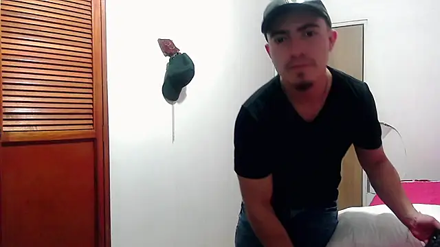 Chat XXX en directo de TouchDaddy4