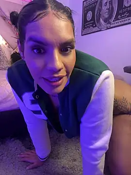 Czat XXX na żywo – Victoria14_