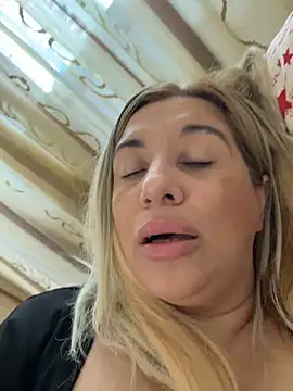 TheeaBlanco's Live XXX Chat