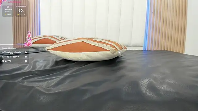 Chat XXX en directo de samiraa_haalem
