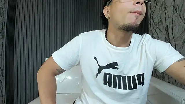 Chatroom XXX en direct de jbarto_