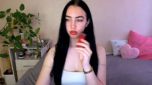 WildKittenX_ 现场XXX聊天