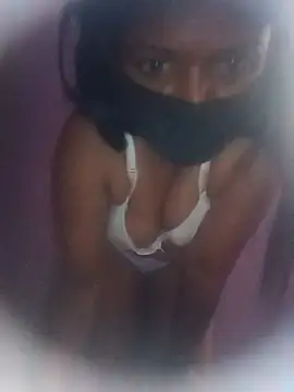 Czat XXX na żywo – Malee_S