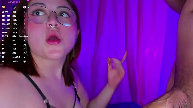 Chatroom XXX en direct de Lil_Violet