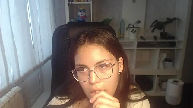 Anda_here's Live XXX Chat