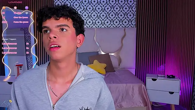 Živý XXX chat keahi_tay