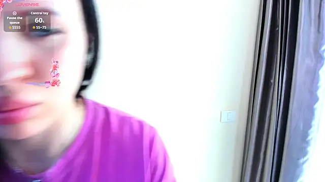 Chat +18 de Evelyne_xx ao vivo