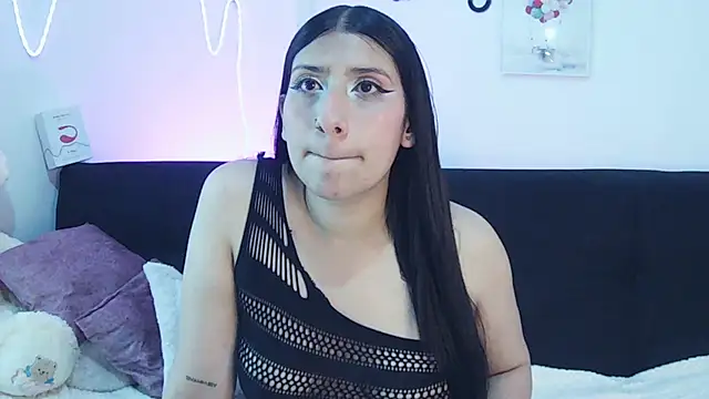 Sara_Blum's Live XXX Chat