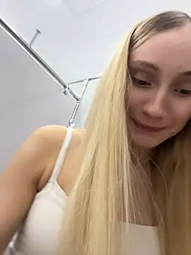 Pink_Kiss Adlı Modelin Canlı XXX Sohbeti