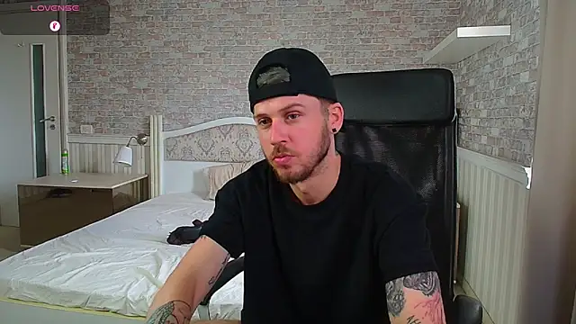 JonahShawn Live XXX chat