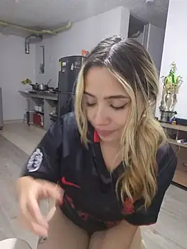 Bebitafiu Adlı Modelin Canlı XXX Sohbeti