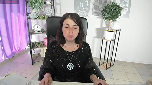 MartaEdams 现场XXX聊天
