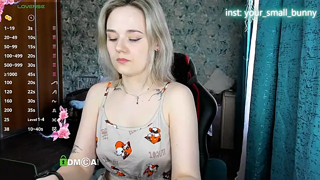 Your_small_bunny Chat XXX in diretta