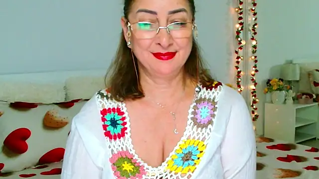 Tyana40 – Live XXX-chat