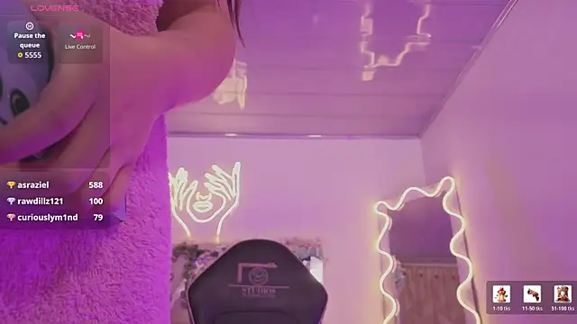 دردشة SABRIINA_TAY الجنسية المباشرة
